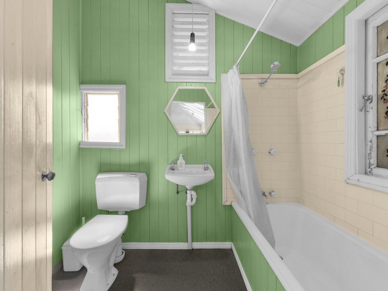 32 Haughton St, Red Hill QLD 4059