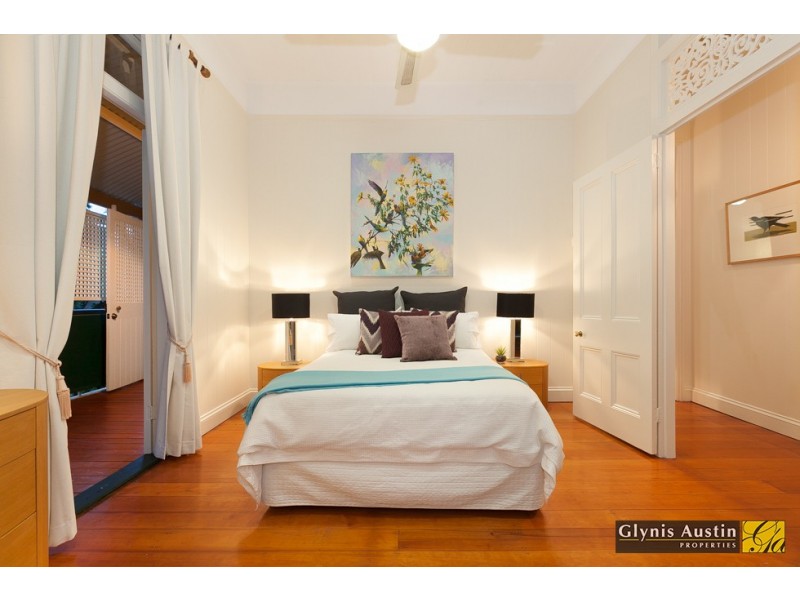 32 Charlotte Street, Paddington QLD 4064