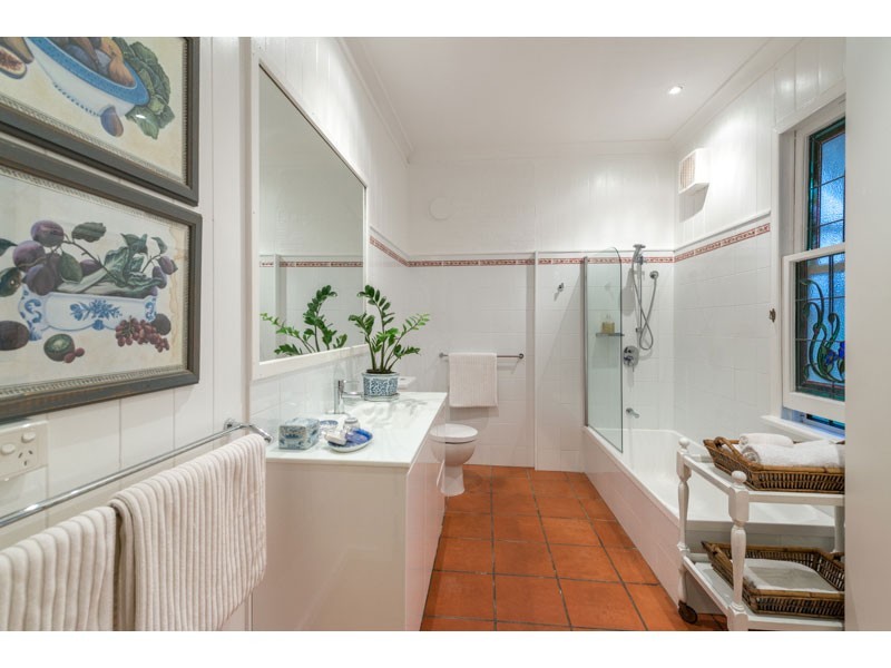 26 Cambridge Street, Red Hill QLD 4059