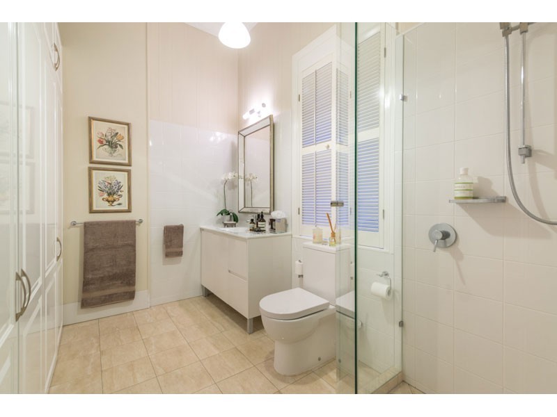 26 Cambridge Street, Red Hill QLD 4059