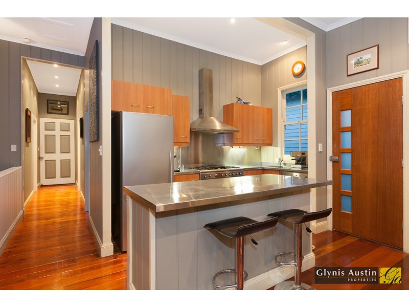 21 Dean Street, Red Hill QLD 4059