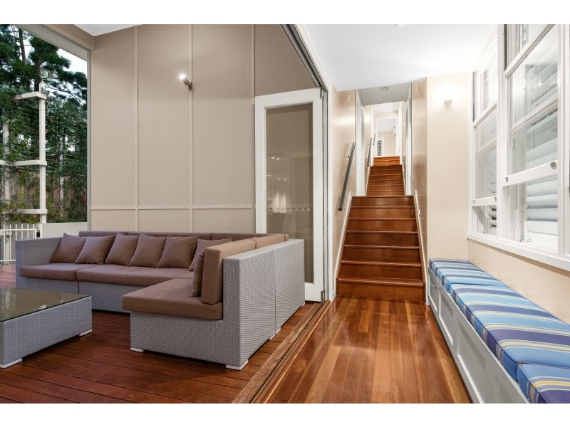 40 Barnett Road, Bardon QLD 4065