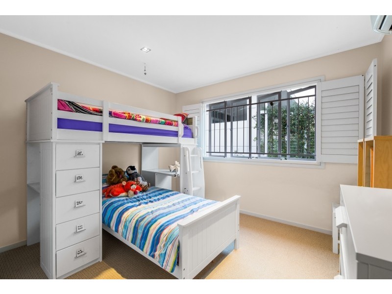 40 Barnett Road, Bardon QLD 4065