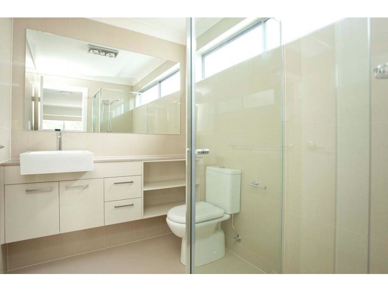 Units 4and5/903 Waterworks Road, The Gap QLD 4061