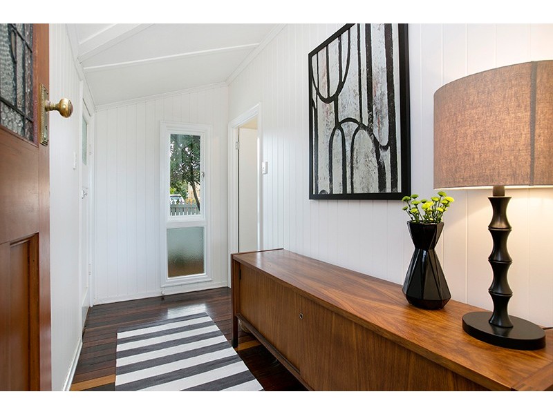 147 Ashgrove Avenue, Ashgrove QLD 4060