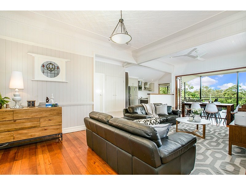 147 Ashgrove Avenue, Ashgrove QLD 4060