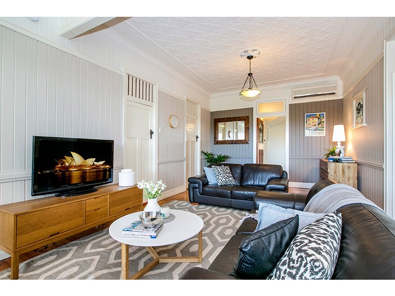 147 Ashgrove Avenue, Ashgrove QLD 4060
