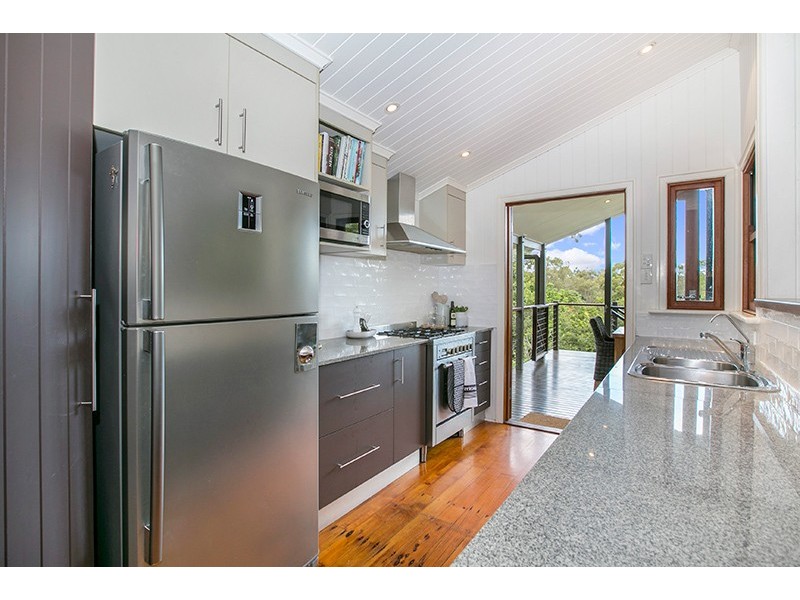 147 Ashgrove Avenue, Ashgrove QLD 4060