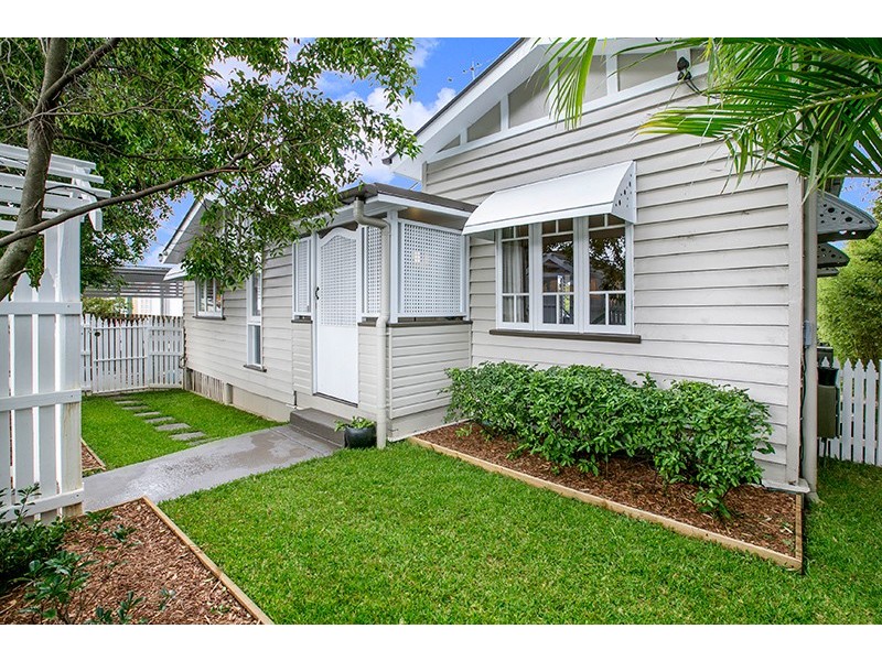 147 Ashgrove Avenue, Ashgrove QLD 4060