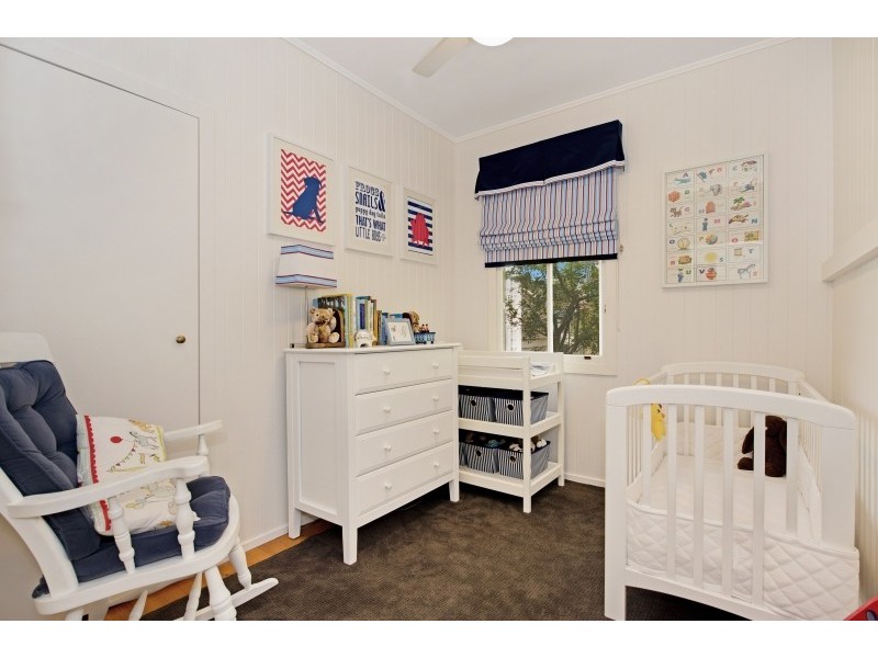 24 Carmel Street, Bardon QLD 4065