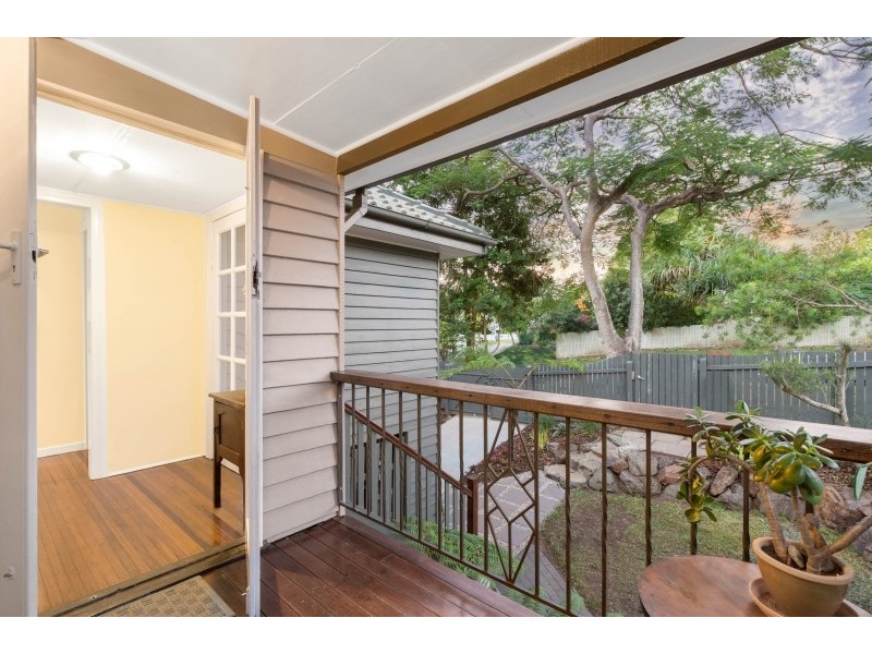 91 Fletcher Parade, Bardon QLD 4065