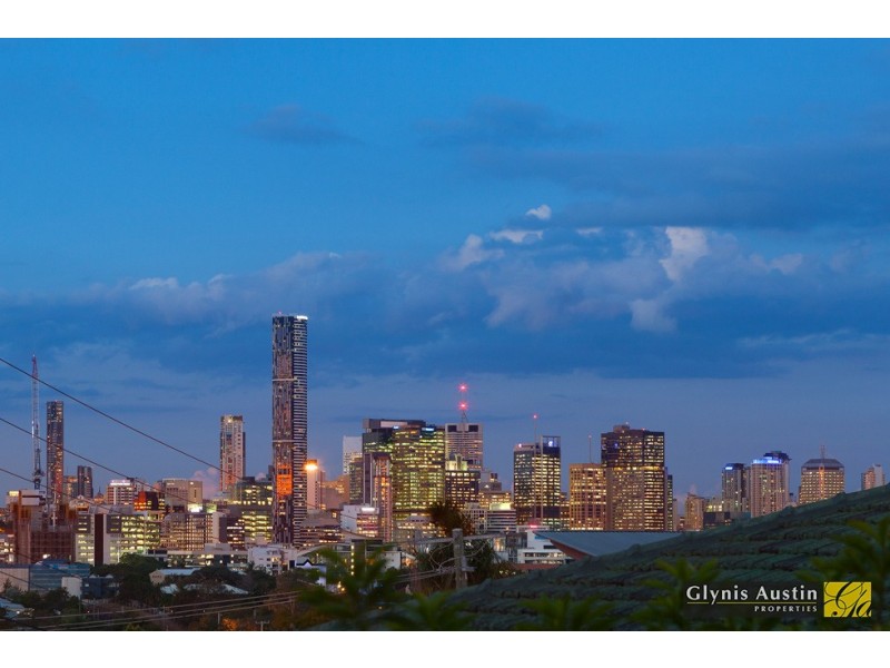 12 Birdwood Terrace, Auchenflower QLD 4066