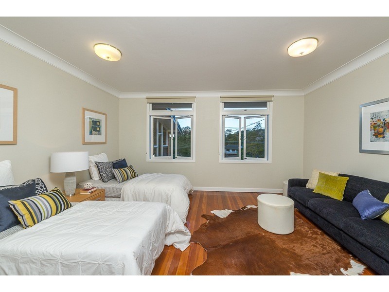 33 Rambler Street, Bardon QLD 4065