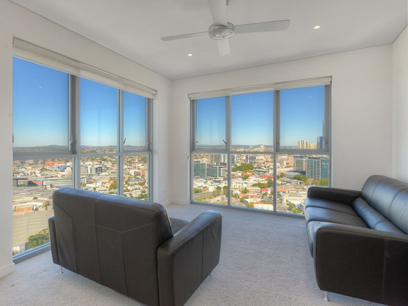 2401/35 Campbell Street, Bowen Hills QLD 4006