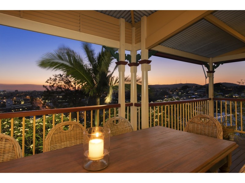 70 Upper Cairns Terrace, Paddington QLD 4064