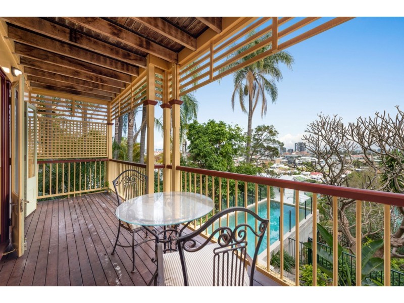 70 Upper Cairns Terrace, Paddington QLD 4064