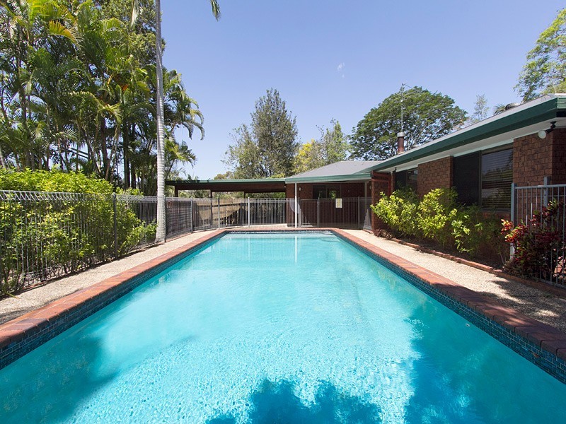 26 Bunratty Street, The Gap QLD 4061