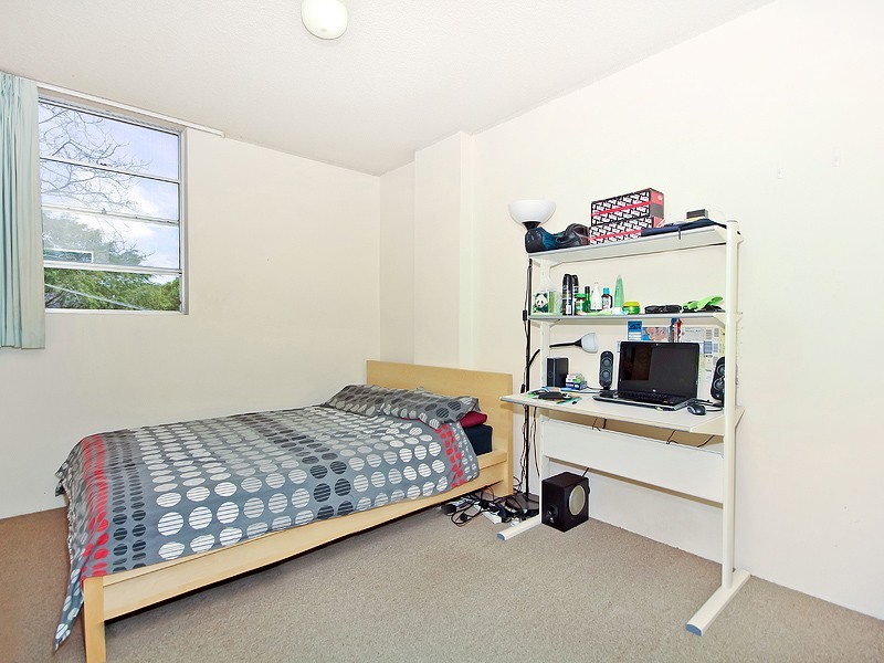 7/36 Jerdanefield Road, St Lucia QLD 4067