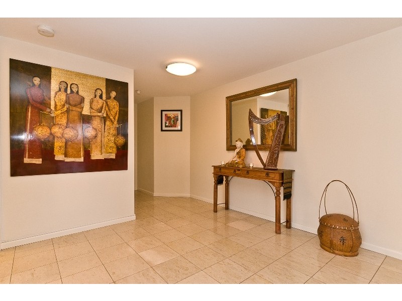 57 Lambert Street, Kangaroo Point QLD 4169