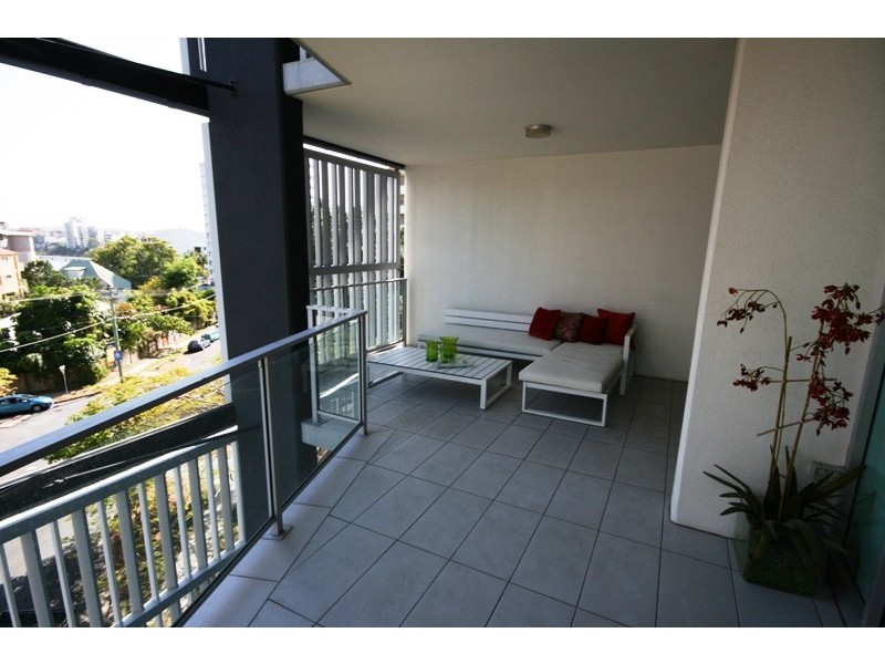 89 Lambert Street, Kangaroo Point QLD 4169