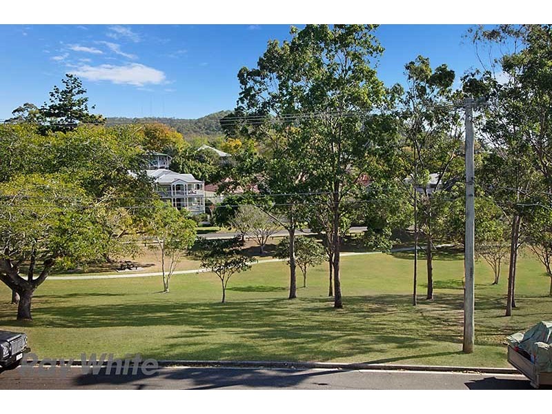 39 Crown Street, Bardon QLD 4065