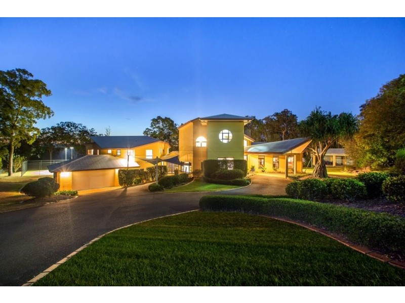 1 Flametree Street, Bridgeman Downs QLD 4035