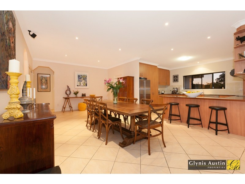 53 Kays Road, The Gap QLD 4061