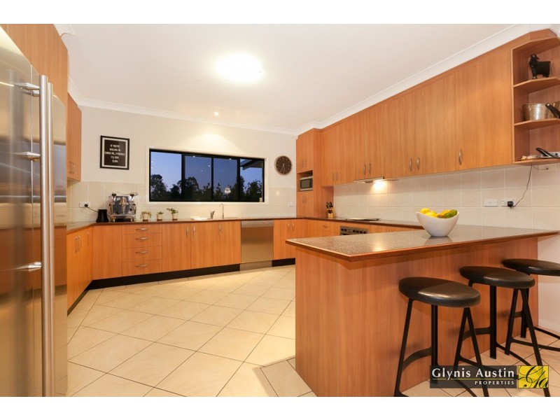 53 Kays Road, The Gap QLD 4061