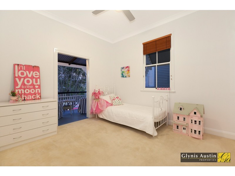 18 Addison Street, Red Hill QLD 4059