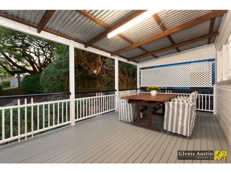 18 Addison Street, Red Hill QLD 4059