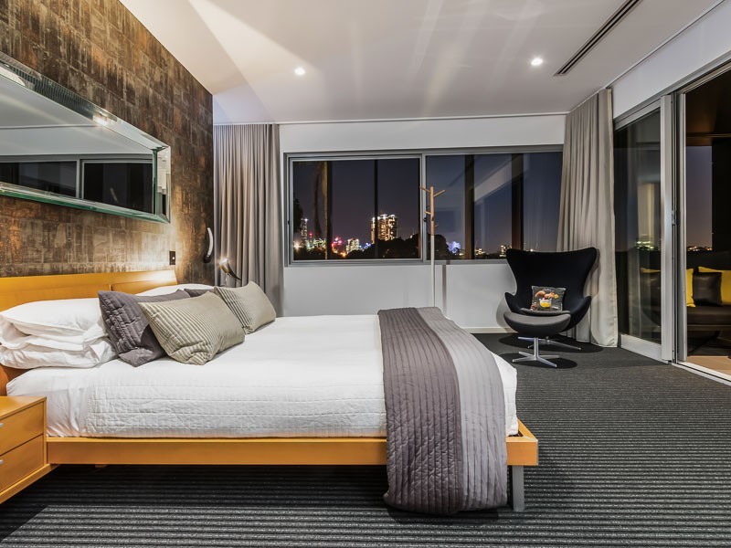 9 Thomas Street, Auchenflower QLD 4066