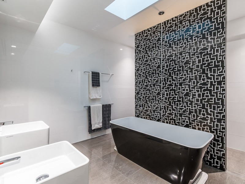 9 Thomas Street, Auchenflower QLD 4066