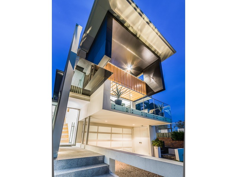 9 Thomas Street, Auchenflower QLD 4066