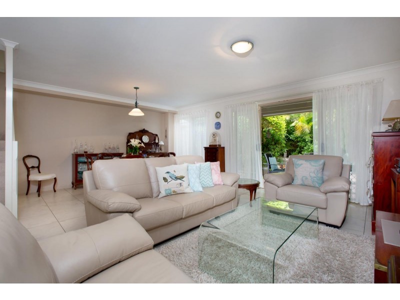 2/28 Carwoola St, Bardon QLD 4065