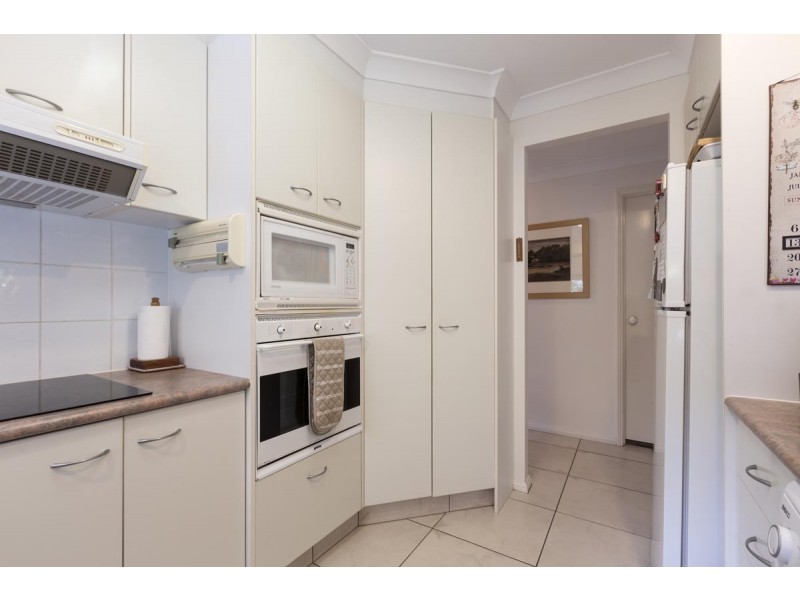 2/28 Carwoola St, Bardon QLD 4065