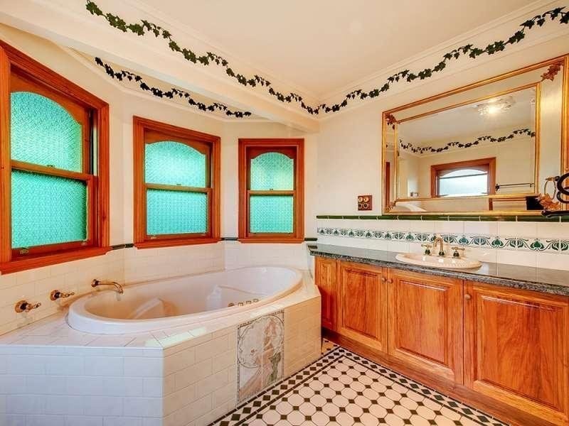 33 Enoggera Terrace, Red Hill QLD 4059