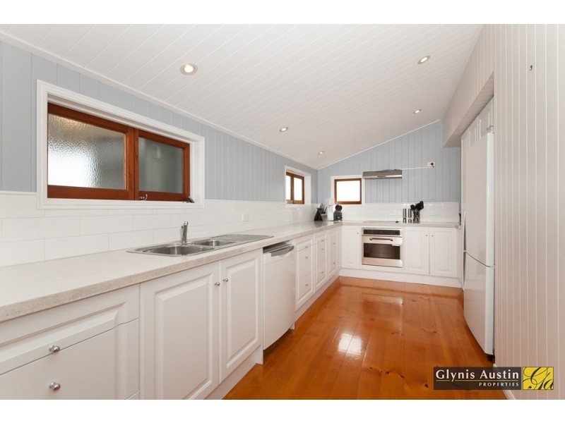 7 Pascal Street, Red Hill QLD 4059