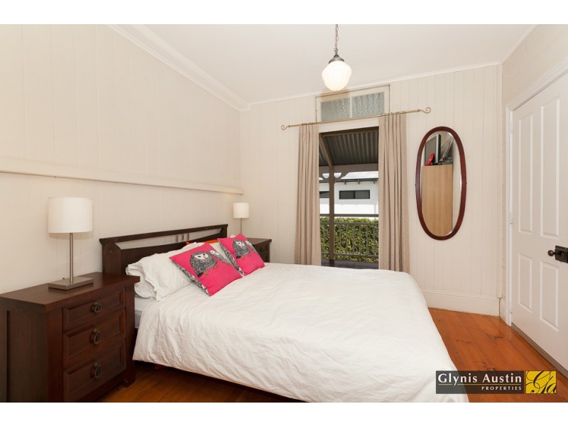 7 Pascal Street, Red Hill QLD 4059