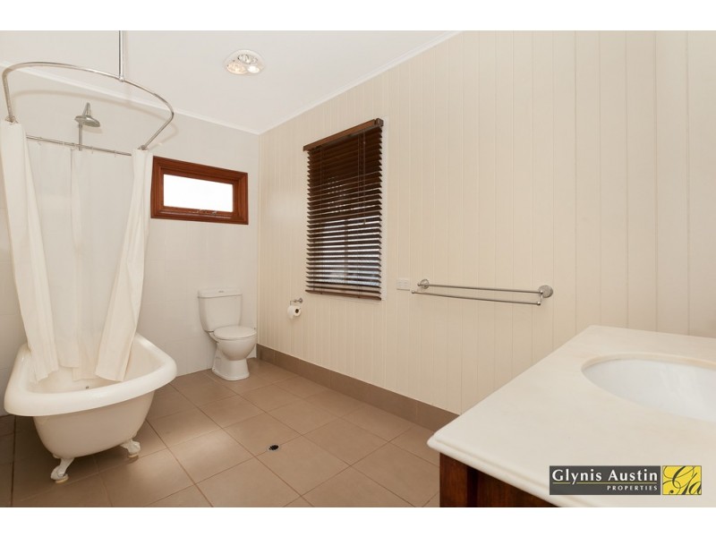 7 Pascal Street, Red Hill QLD 4059