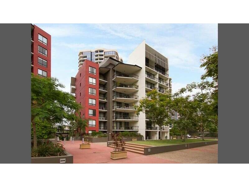 15 Goodwin Street, Kangaroo Point QLD 4169