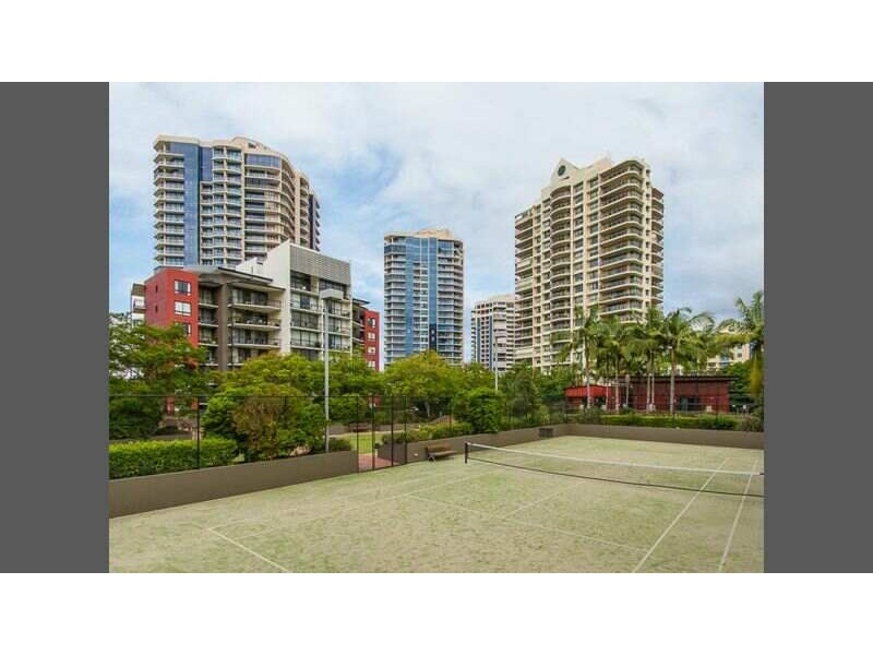 15 Goodwin Street, Kangaroo Point QLD 4169