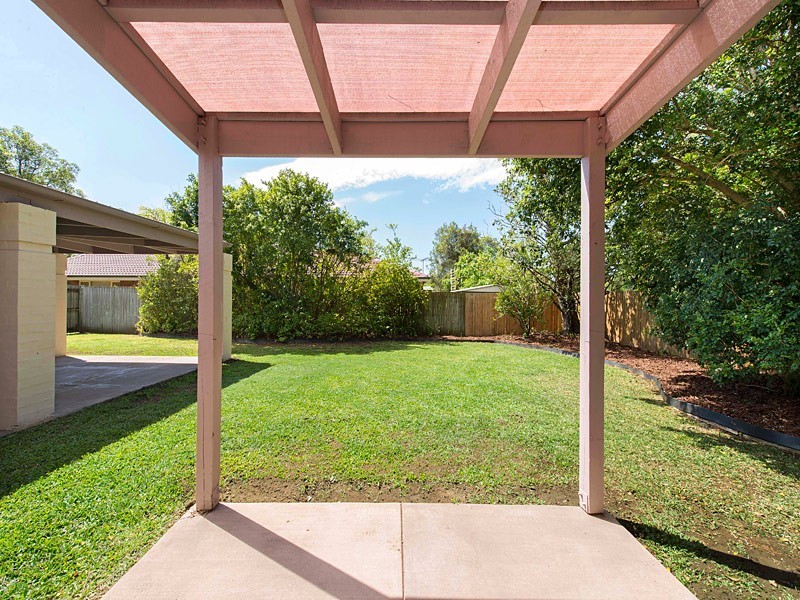 10 Oxford Crescent, Bridgeman Downs QLD 4035