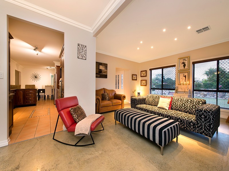 43 Goldberg Place, Bridgeman Downs QLD 4035