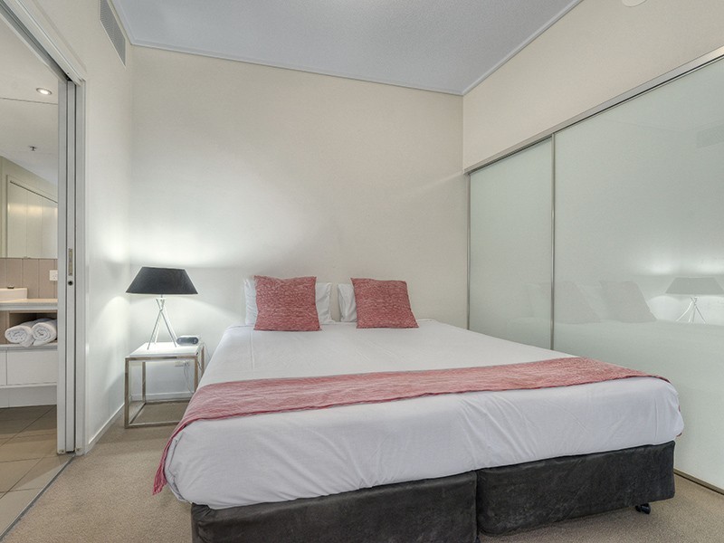 273/30 Macrossan Street, Brisbane City QLD 4000