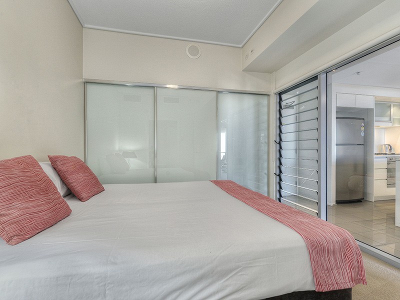 273/30 Macrossan Street, Brisbane City QLD 4000