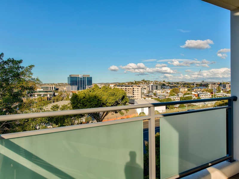 712/8 Hurworth Street, Bowen Hills QLD 4006