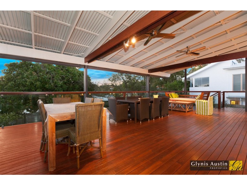 37 Siemon Street, Toowong QLD 4066