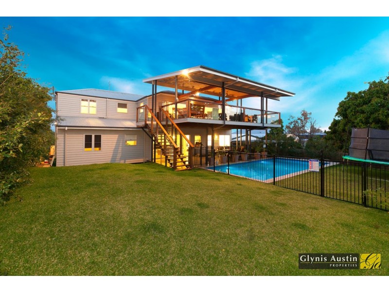 37 Siemon Street, Toowong QLD 4066