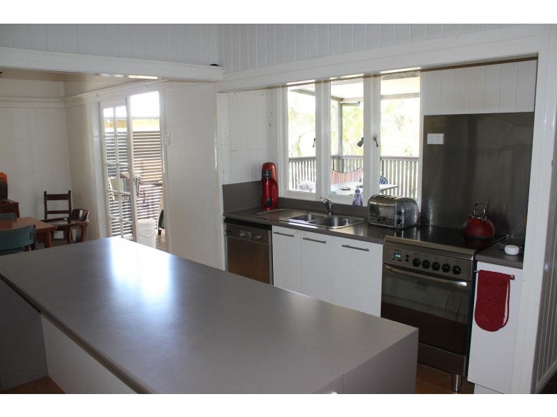 103 Boundary Road, Bardon QLD 4065