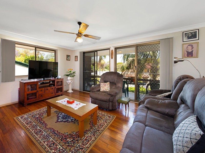 5 Arkana Street, The Gap QLD 4061